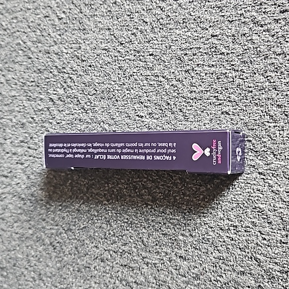 Tarte Shape Tape Glow Wand in: Auroral - Picture 7 of 8